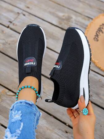 女士休闲舒适百搭运动鞋，适合步行、旅行和度假