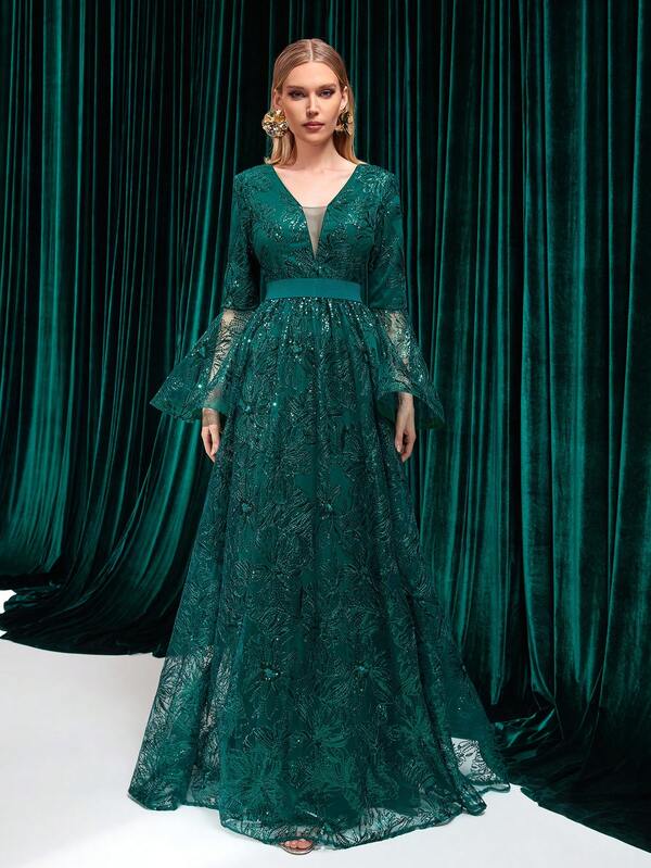 Tiefrünes Abendkleid mit V-Ausschnitt, hoher Taille, floraler Stickerei und Pailletten, weiten Ärmeln für Partys und festliche Anlässe