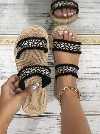 经典时尚女式凉鞋，波西米亚风女鞋，黑色格纹女式凉鞋