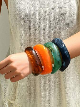 4pcs Exaggerated Wide Asymmetric Colorful Jelly Acrylic Bangle Bracelets For Women, Versatile For Vacation And Daily Wear