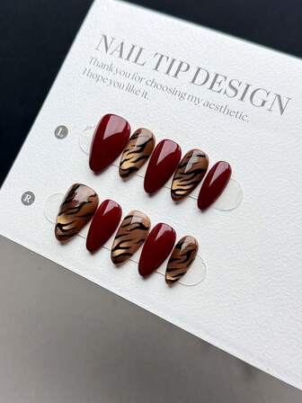 10 stycken rent handgjorda press-on-nageltippar, korta mandelformade nageltyp, söt och lyxig stil, släta och glansiga ljusröda press-on-korta naglar i kombination med zebratryck med djurmönster i glaspärlor och kattögoneffekt, lämpliga för damer och flickor att bära för vardagliga tillfällen och festivaler, levereras med ett nagelset.