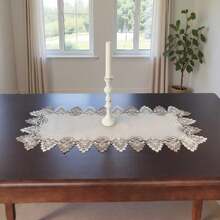 Față de masă lungă din poliester de culoarea inului, cu dantelă solubilă în apă, brodată în două tonuri - Element esențial pentru bucătărie, ideal pentru decorul casei, întâlniri de familie, sărbători, picnicuri și decor în stil rustic