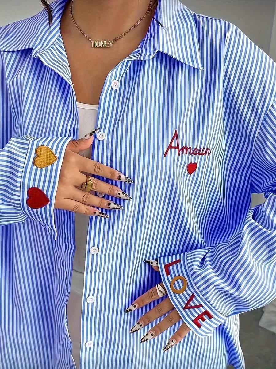 Solstice Apparel 法式愛心刺繡條紋領長袖襯衫,Amour 字母寬鬆休閒女版襯衫 - 藍色 - 查看 1