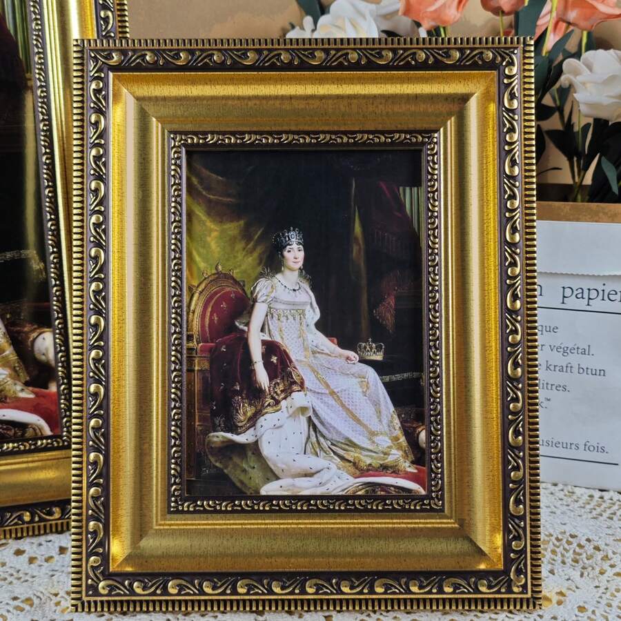 1 ramă foto decorativă pentru birou, în stil vintage, independentă sau montabilă pe perete, potrivită pentru fotografii de dimensiuni A4 / 15,2 x 17,8 cm până la 25,4 x 25,4 cm - Sculptură antică în aur - Vizualizare 1