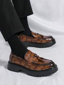 Mocassins Casuais Masculinos, Estilo Retrô Xadrez com Decoração de Borla, Adequado para Casamento, Uso no Escritório