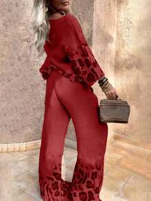 Bộ đồ 2 mảnh dành cho nữ cỡ lớn, kiểu dáng thanh lịch với áo tay lửng 3/4 và quần ống rộng, họa tiết da báo phối ghép, trang phục thường ngày cho mùa xuân/hè, cuối tuần và đi làm, dáng vừa vặn. - Đỏ - Xem 2