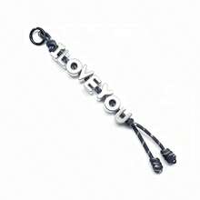 1 pezzo Portachiavi/Ciondolo in acrilico personalizzato con lettera nera, regalo di vacanza personalizzato per uomo, ciondolo per borsa da uomo, colorato, carino, adorabile, divertente, kawaii, stile Y2K, unisex, casual, personalizzato, unico, idea regalo perfetta per lui, lei, il tuo ragazzo, la tua ragazza, la famiglia, gli amici, accessori - portachiavi in acrilico - Visualizzare 12