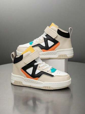 儿童高帮运动鞋一双，PU皮革材质，室内/室外休闲跑步鞋，易穿脱，防滑，透气，舒适，时尚男女通用拼接设计