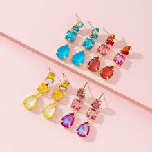 زوج من أقراط قلادة قطرة المياه المرصعة بالأحجار الكريمة الملونة والمطلية بالذهب على الطراز الأوروبي والأمريكي الفاخر، مناسبة للحفلات والموضة والتصوير الشارعي، مصنوعة يدويًا بأشكال وألوان وأنماط متنوعة