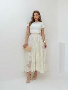 Lace Skirt With Butterfly Details. - 杏色 - 查看 1