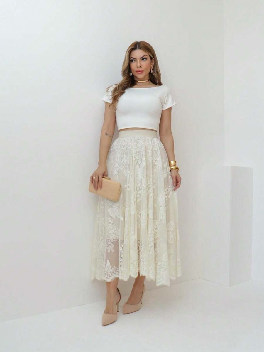 Lace Skirt With Butterfly Details. - 杏色 - 查看 1