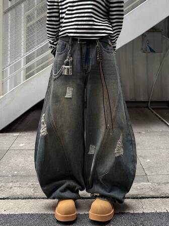 1 件男士日式做旧拼布阔腿牛仔裤，复古水洗破洞休闲宽松长裤（不含腰带和配饰）