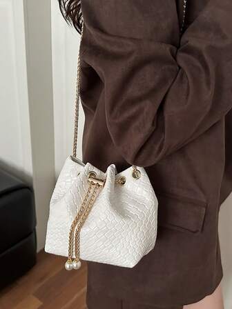 Women's Minimalist Chain Woven Crossbody Bag