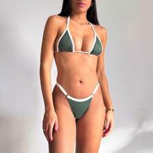 Two-Tone String Bikini With Adjustable Straps. - Verde con blanco hueso - Ver 3