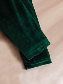Girls Christmas Plush Set: Hooded Jacket + Sleeveless Dress, Fluffy Trim Decor, Suitable For Holiday Parties & Gatherings, Soft Plush Fabric, Red & White Fluffy Trim Creates Festive Christmas Vibe. Hooded Jacket For Warmth, Sleeveless Dress With Adorable Neckline Design, Autumn/Winter - Green - View 6