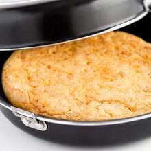 Quid Sartén para tortilla doble de aluminio Gastro Fun - Tamaños 20, 24, 26 y 28 cm - Revestimiento antiadherentes - Uso fácil y  con cierre- Apta todo tipo de fuegos incluido inducción - Libre de PFOA Entrega 48/72H