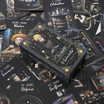 Lumicela Tarot Versión en inglés de exquisitas cartas de tarot, un impresionante juego de cartas adecuado para principiantes y apropiado para fiestas de Halloween, Navidad y Pascua