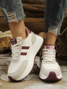 2025新款厚底休闲运动鞋，女士平底防滑防水轻便硫化鞋，秋冬季