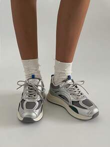 NZNF 2025 Retro Niemieckie Trampki w Stylu, Grube Podeszwy, Trampki, Jesień/Zima, Damskie Buty, Świąteczne Sportowe Sznurowane Patchworkowe Casual