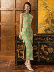 Faeriesty ​Sườn xám phong cách Trung Hoa mới thanh lịch dành cho phụ nữ: Cổ cao, thiết kế không tay với đường xẻ bên quyến rũ và chi tiết buộc có thể điều chỉnh - Lý tưởng cho bữa tối Gala, đám cưới trang trọng, tiệc chiêu đãi kinh doanh và tiệc chiêu đãi sang trọng​ - màu xanh lá - Xem 4