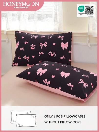 2个粉色蝴蝶结印花枕套（不含枕芯），面料柔软，适合日常客厅、卧室装饰、沙发靠垫套、汽车靠垫套，四季皆宜。适用于家庭和宿舍床上用品，通过Oeko-Tex认证。