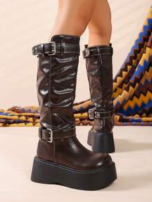 Giày bốt cao đến đầu gối phong cách Punk Thu/Đông dành cho nữ, màu cà phê, kiểu dáng slip-on với khóa kim loại, bốt xếp ly phong cách Gothic retro, kiểu dáng đa năng châu Âu và Mỹ, gót chunky, mũi tròn thoải mái, bốt cao đến đầu gối kiểu cưỡi ngựa. - Cà phê nâu - Xem 1