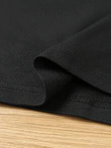 Camiseta de Hombre Estampada con Calavera Pirata y Huesos Cruzados,Diseño Casual y Original,220g ,Ideal para un Look Moderno y Atrevido - Negro - Ver 5