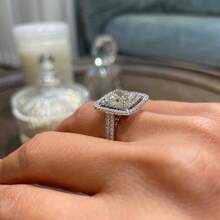 New Fashion Inlaid  Ring For Women Engagement Ring Simple And Elegant, Suitable For Daily Wear Or Party Fashion Women's Ring Jewelry Accessory Exquisite Gift For Women Valentine's Day Engagement - Bạc - Xem 2