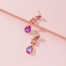 زوج من أقراط قلادة قطرة المياه المرصعة بالأحجار الكريمة الملونة والمطلية بالذهب على الطراز الأوروبي والأمريكي الفاخر، مناسبة للحفلات والموضة والتصوير الشارعي، مصنوعة يدويًا بأشكال وألوان وأنماط متنوعة