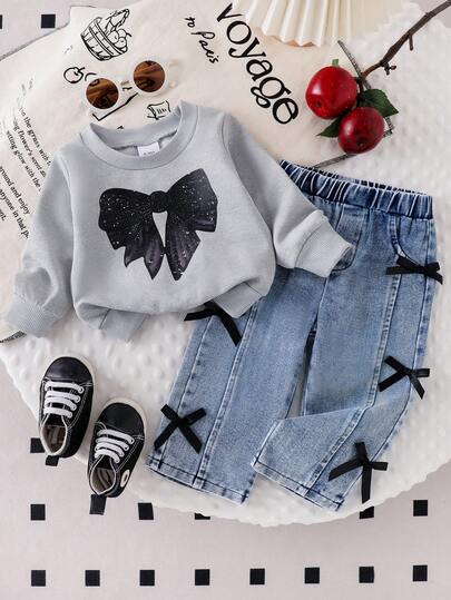 2件套女婴时尚蝴蝶结印花圆领长袖运动衫和多蝴蝶结装饰牛仔裤套装