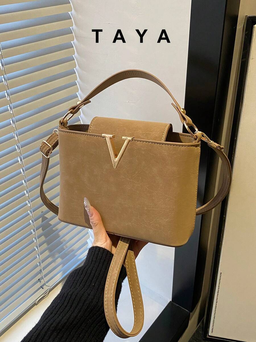 Túi xách mini thời trang màu trơn tối giản với khóa kim loại trang trí, chất liệu PU chống thấm nước, phù hợp cho mua sắm, mang đồ, dành cho phụ nữ trẻ, sinh viên, người trẻ đi làm, nữ nhân viên văn phòng. Hoàn hảo cho văn phòng, trường học, công việc, kinh doanh, đi lại, hoạt động ngoài trời, du lịch và những chuyến đi ngắn ngày.
