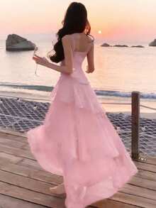 优雅不对称荷叶边吊带连衣裙，时尚百搭，适合女性穿着，简约细肩带设计，适合派对、舞会、晚宴、生日、婚礼、返校等各种场合，端庄修身，夏季必备 - 淺粉色 - 查看 9