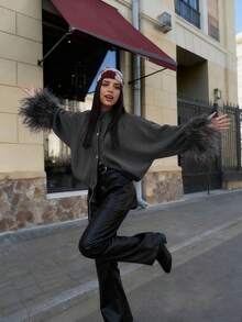 节日红色毛绒袖口休闲开衫，配金属纽扣，适合圣诞节、新年、节日穿着 - 灰色 - 查看 4