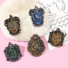 Warner Bros 1/5 Pcs Personalized Cartoon Anime Brooch Creative Gryffindor Enamel Pin Metal Badge Jewelry Clothing Backpack Accessories A Gift For Friends