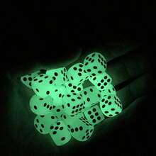 Zestaw 10 plastikowych kostek do gry DIY do prac artystycznych i rzemieślniczych - niepomalowane, puste kostki można wykorzystać do malowania, gier planszowych na przyjęciach, nauki matematyki, projektów szkolnych i jako zabawne artykuły artystyczne. Nadają się dla entuzjastów D&D, RPG i gier planszowych. Stanowią wyjątkowe akcesoria. Świetny prezent dla przyjaciół i rodziny! - Wielokolorowe - Zobacz 11