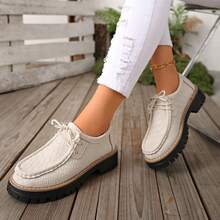 2025 Autumn New Arrival Plus Size Canvas Shoes, Solid Color Slip-On Casual Platform Loafers For Women - Beige - View 4