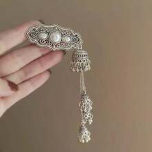 Luxury Tassel Hair Clip, Side Bangs Clip, Photo Hair Accessory, Retro  Hair Accessory For Women - One White Pearl - View 7