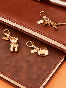 New Bag Charm Exquisite High-End Bear Dinosaur Heart-Shaped Keychains For Women Y2k Bag Pendant Car Key Chains Jewelry Gift Decoration Accessories Car Accessories For Woman Gifts For Women Gifts For Men