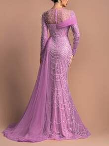 Đầm dạ hội dài tay cổ tròn đính cườm sang trọng dành cho nữ - Cổ áo đính ngọc trai, vạt voan bất đối xứng và chân váy đuôi cá ôm sát | Hoàn hảo cho các bữa tiệc trang trọng, dạ hội và đám cưới | Kết hợp với trang sức bắt mắt và giày cao gót quai mảnh để có vẻ ngoài rạng rỡ cho năm mới. - Bụi hồng - Xem 2