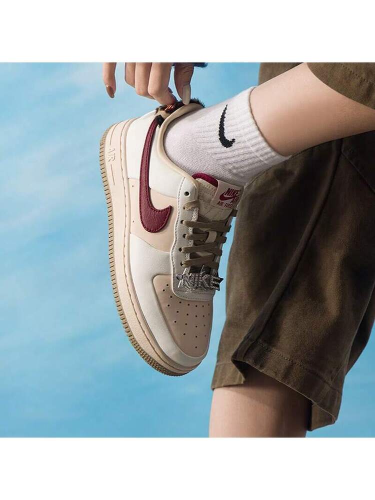 NIKE Air Force 1‘07 WB【FZ7372-200】 Nike Air Force 1 '07 WB Flax / Wheat Gum FZ7372-200 Women's US5-12