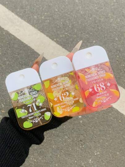 UD CLUB 1/5 Bottle 50ml Brazilian Digital Fragrance Spray, Up To 5 Types Can Be Selected, Suitable For Indoor And Outdoor Air Freshening. This Multi-Layer Highly Pleasurable State Spray Has A Lasting Natural Fresh Charm, Releasing Elegant Rio De Janeiro Vanilla Coconut Flower Fruit Citrus Wood Ocean Fragrance. It Is Suitable For Dates, Parties, Gatherings, Holidays, Home, Hotels, Offices, And Is An Ideal Gift For Family, Relatives And Friends.