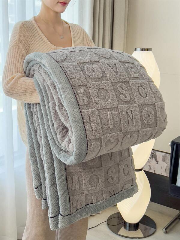 بطانية قلب مربع بطراز بوهيمي سميكة الحواف باللون الرمادي، بطانية جاكار من الفرو الصناعي الناعم والدافئ متعددة الاستخدامات لغرفة المعيشة والنوم والسرير والأثاث والأريكة والقيلولة، هدية عيد الحب