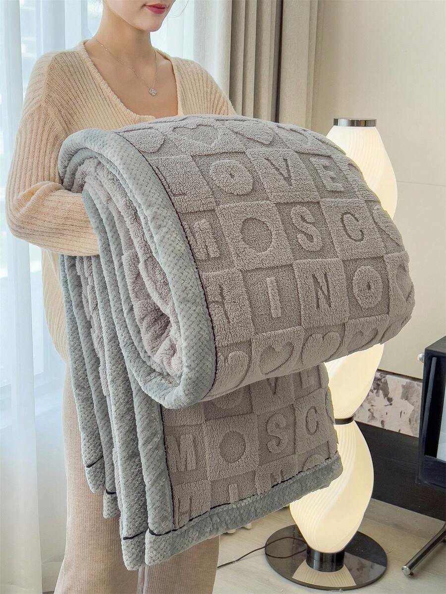 1件加厚边波西米亚风灰色心形字母格子图案毯，提花仿羊羔毛柔软保暖多用途毯，适用于客厅、卧室、宿舍、家具装饰、沙发、午睡，情人节礼物 - 灰色 - 查看 1