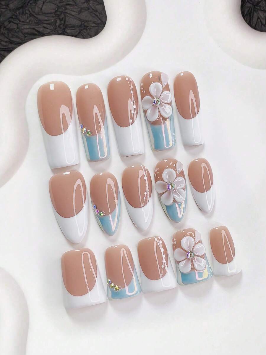 10片装美人鱼公主美甲套装,法式按压式美甲贴片,带有3D立体花朵元素和闪亮水钻,包含蓝色指甲油和白色指甲胶水,3种尺寸可选,适合派对、婚礼、日常佩戴,配有工具包,持久耐用,是送给女性和女孩的绝佳礼物。 - 彩色 - 查看 1