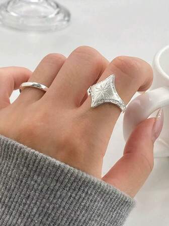 1PC French Handmade Brushed Diamond Ring, Rice Octagonal Star Ring, Simple And Versatile Ring, Suitable For Women's Daily Shopping, Dating Activities, Life And Work Wear, Christmas, Valentine's Day, Thanksgiving Holidays Wear.