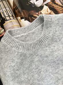 1件女士纯色圆领休闲侧边金属纽扣装饰开衩背心，无袖针织毛衣背心 - 淺灰色 - 查看 4