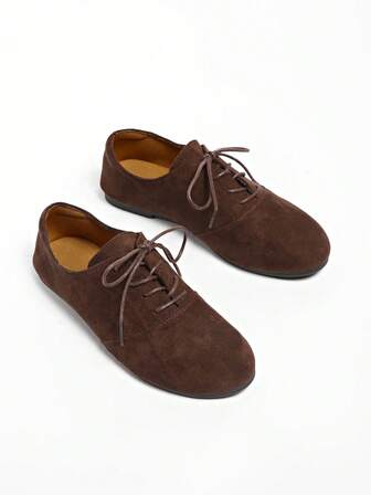 女士系带绒面革圆头平底鞋，优雅时尚，学院风，通勤必备，休闲复古系带软底乐福鞋，适合所有季节户外穿着