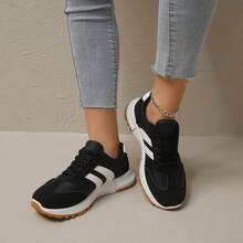 1 Pair Elegant Casual Preppy Fashion PU Leather Lace-Up Sneakers, Suitable For School, Party, Office, Outdoor, All Seasons - Black - View 5