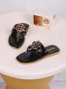 Children Fashion Outdoor Sandals Summer Square Toe Flat Shoes Strap Sandals New Style Girls Shoes Stylish Beach Slippers - Black - View 3