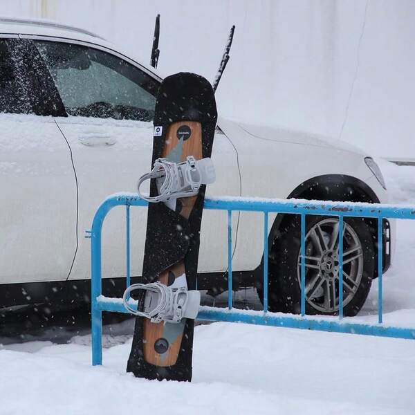 Snowboard Protection Soft Cover Sleeve With Binding Open Easy Pack In Snowboard Bag